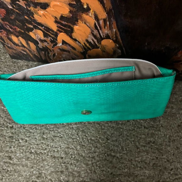 Limited Too Clutch purse - Picture 4 of 4